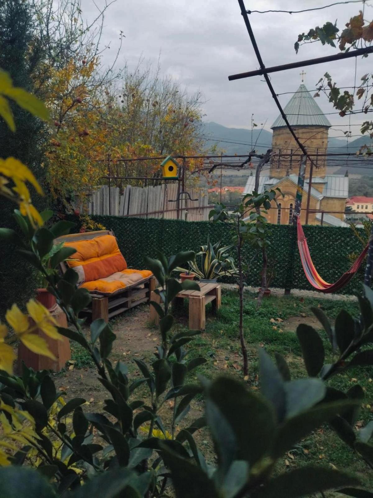 Готель Garden And Panorama Мцхета Екстер'єр фото
